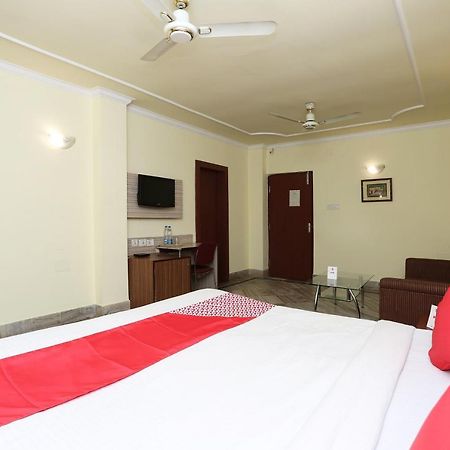 Oyo 4209 Maurya Inn Bhubaneswar Zewnętrze zdjęcie